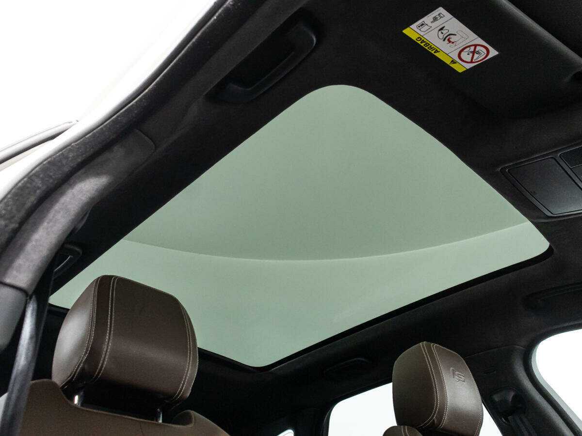 Jaguar F-Pace, 2017 Фото №16