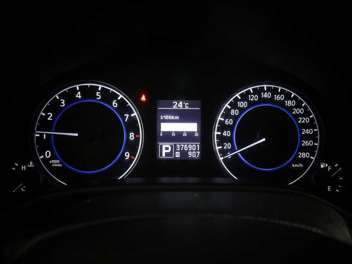 Infiniti G25, 2011 Фото №13