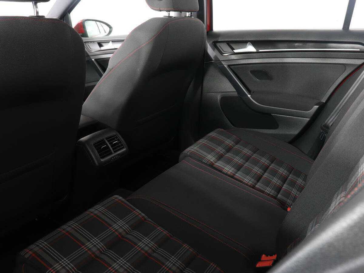Volkswagen Golf GTI, 2013 Фото №11