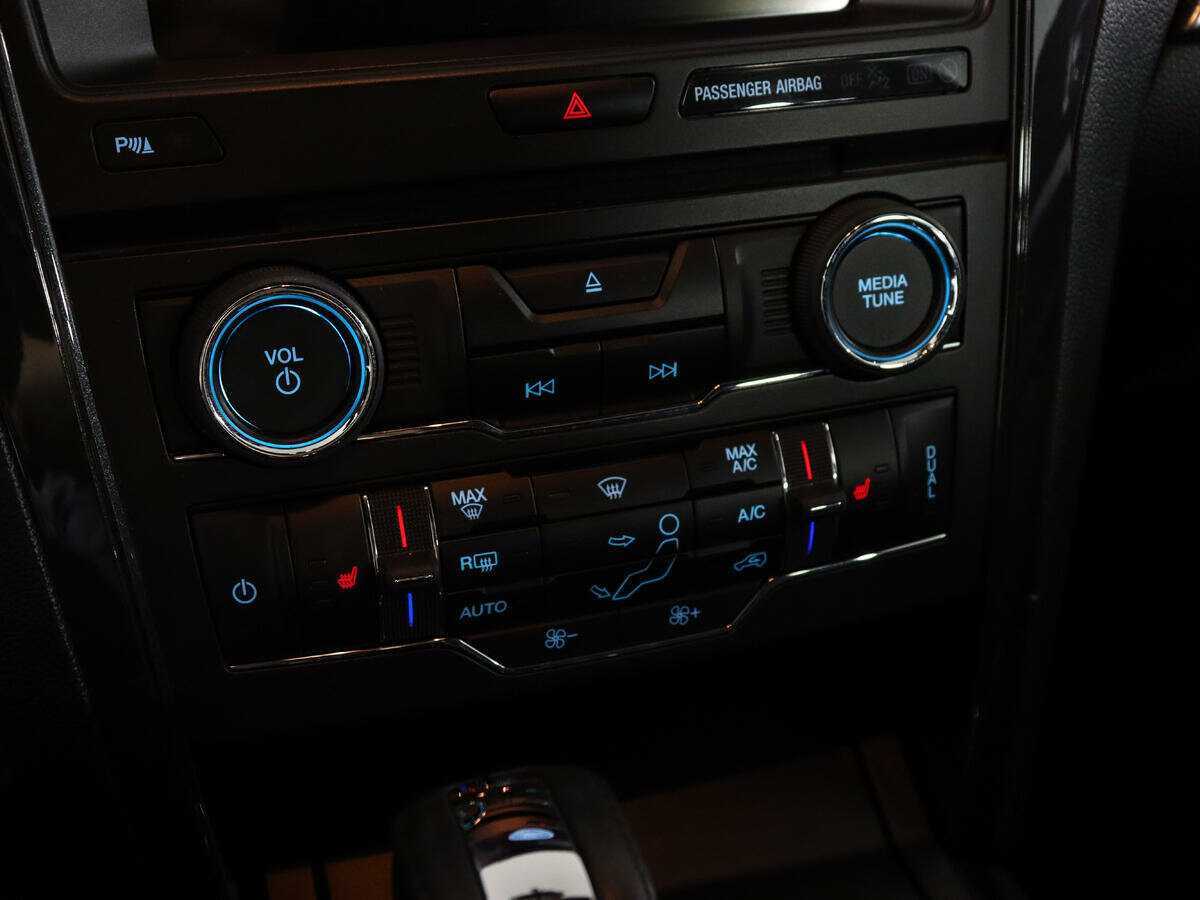 Ford Explorer, 2017 Фото №23