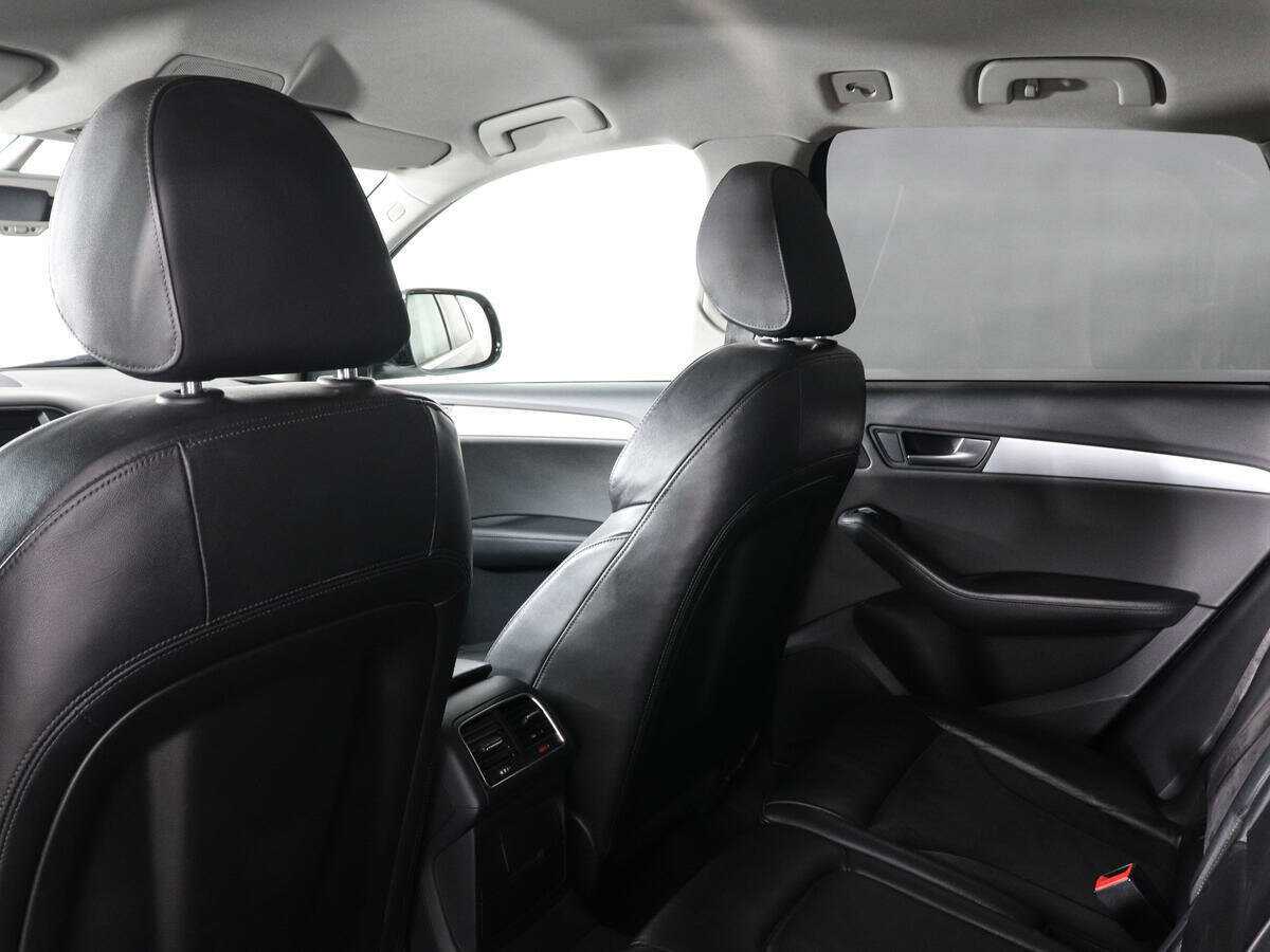 Audi Q5, 2010 Фото №12