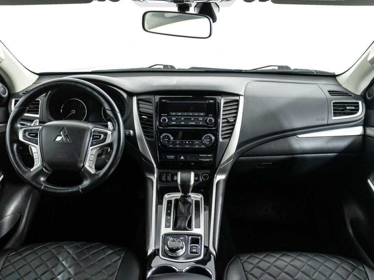 Mitsubishi Pajero Sport, 2021 Фото №13