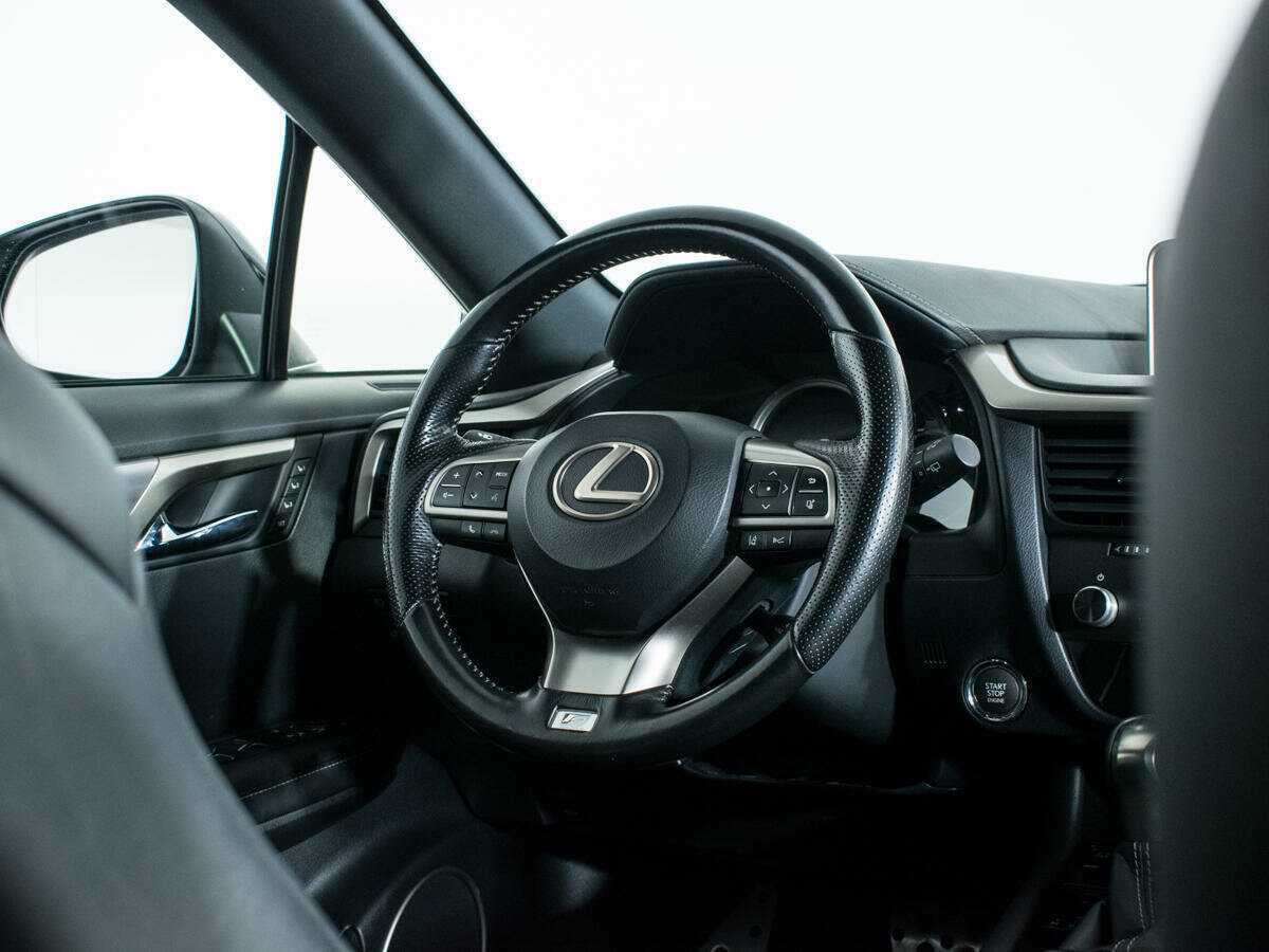 Lexus RX 200t, 2017 Фото №14