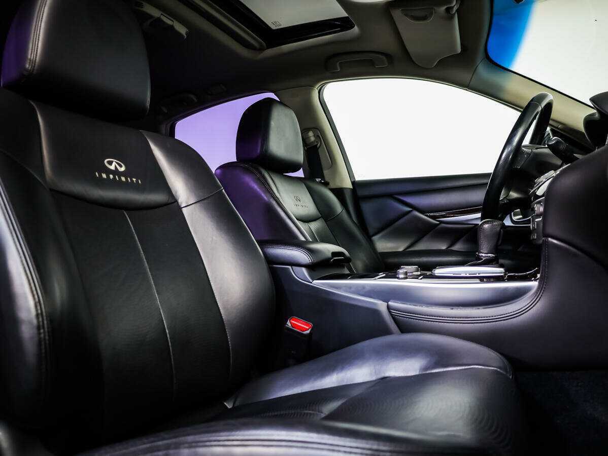 Infiniti M25, 2012 Фото №11