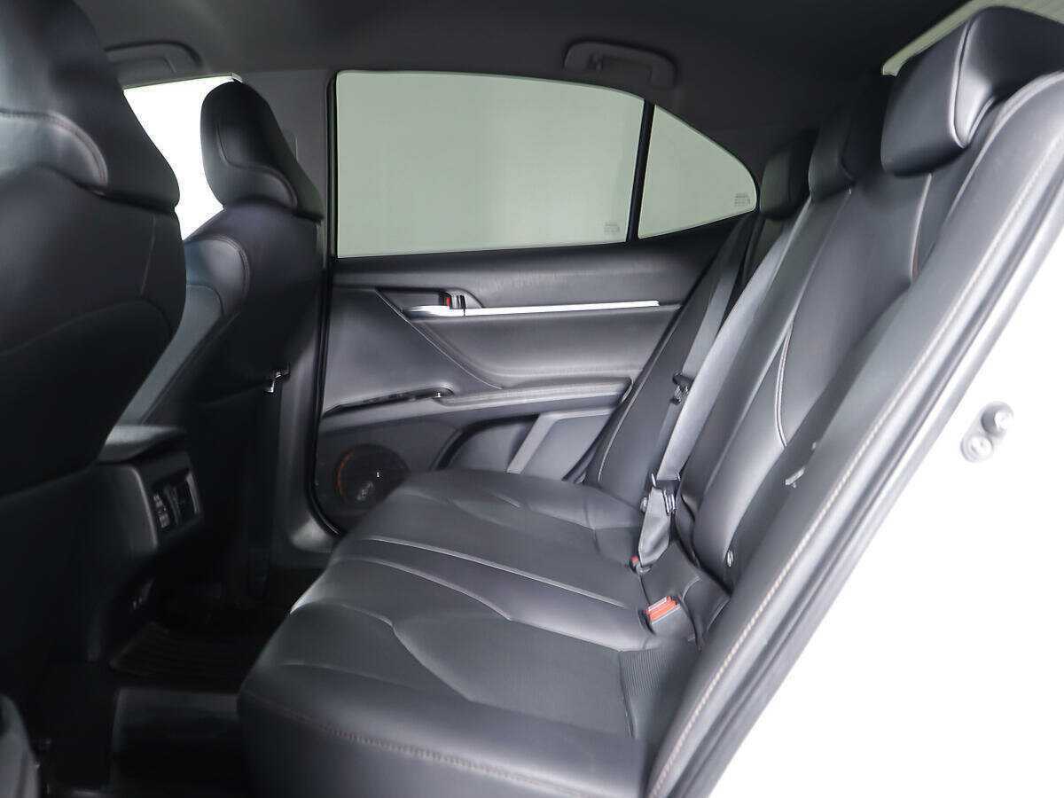 Toyota Camry, 2018 Фото №10