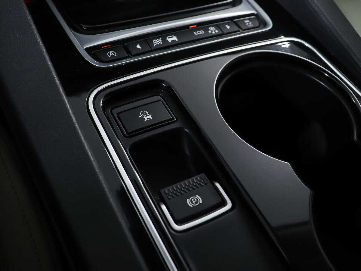 Jaguar F-Pace, 2016 Фото №22