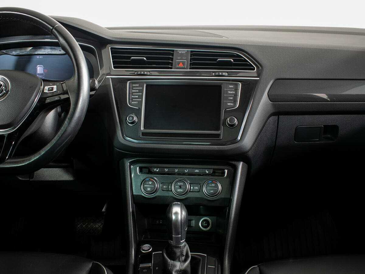 Volkswagen Tiguan, 2017 Фото №11