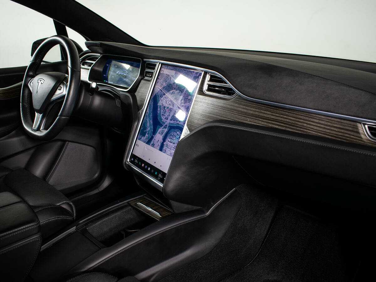 Tesla Model X 90D, 2016 Фото №9
