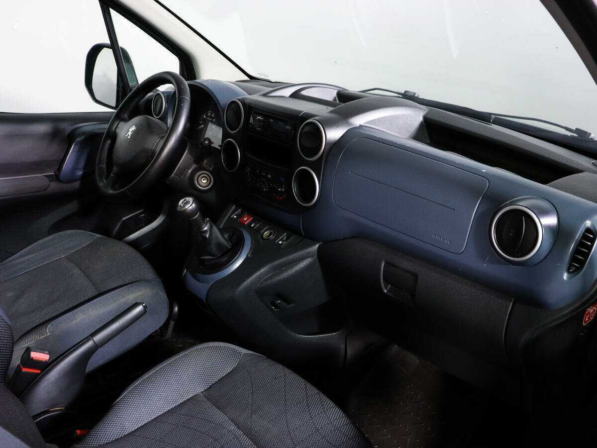 Peugeot Partner, 2010 - 150 000 км. | Фото №7