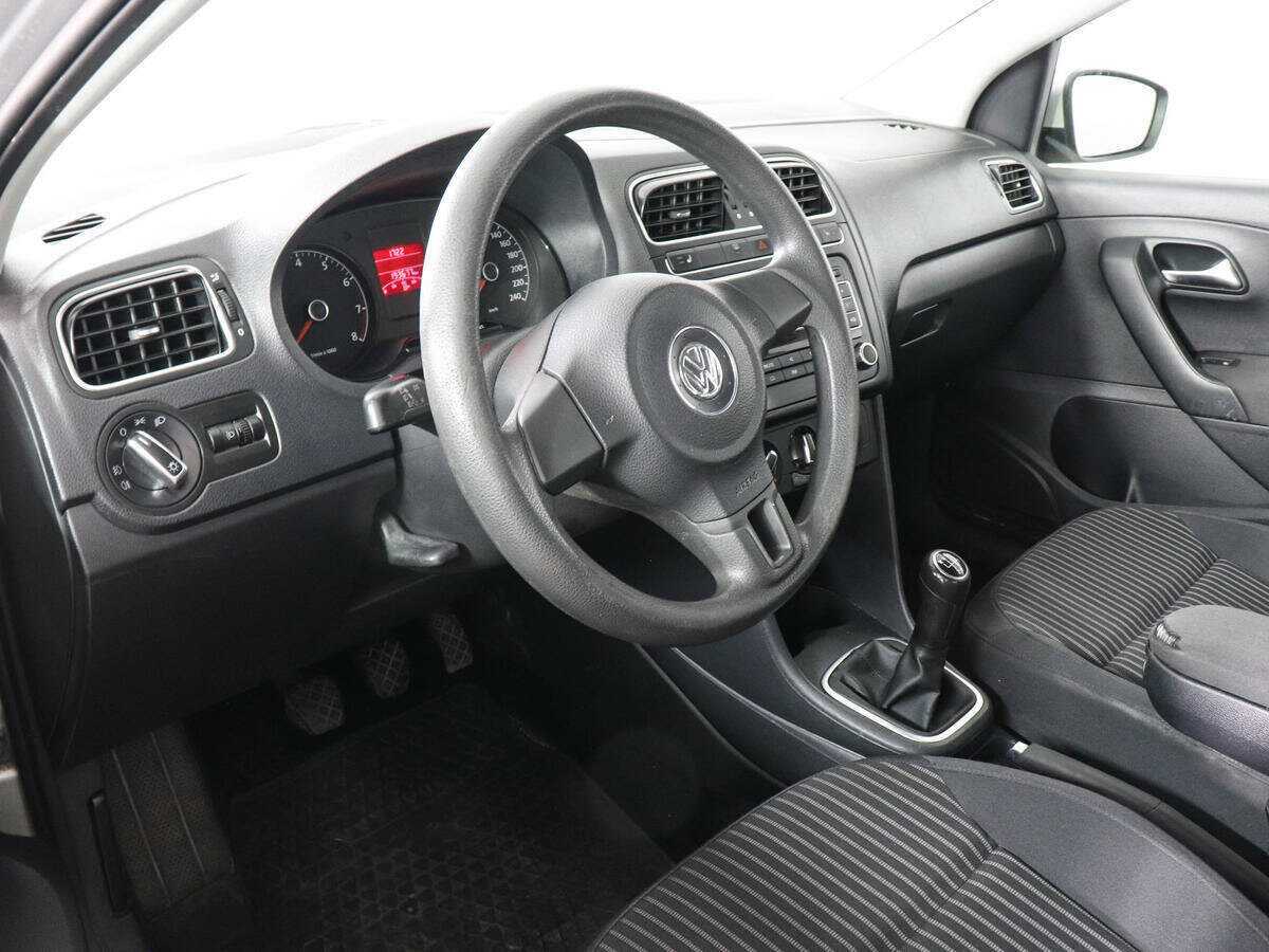 Volkswagen Polo, 2011 Фото №9