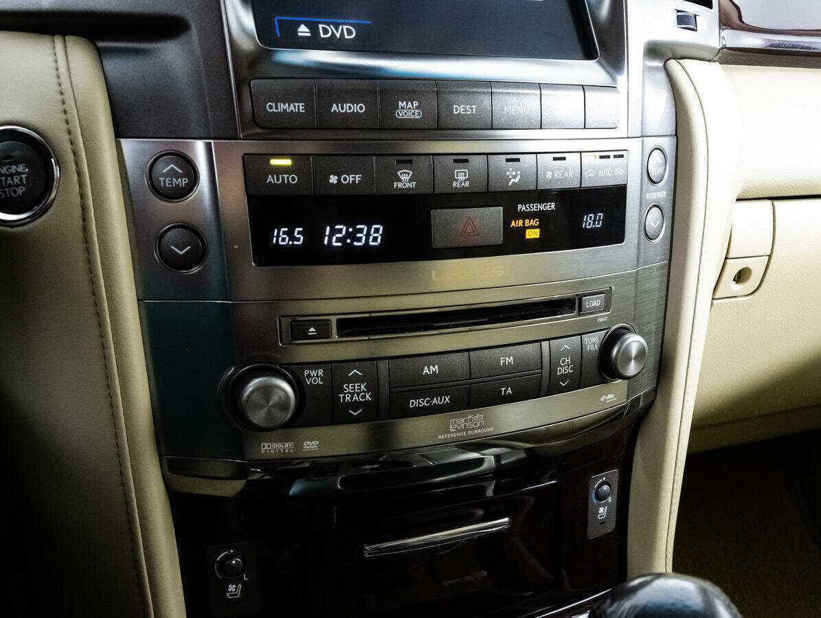 Lexus LX 570, 2008 Фото №16