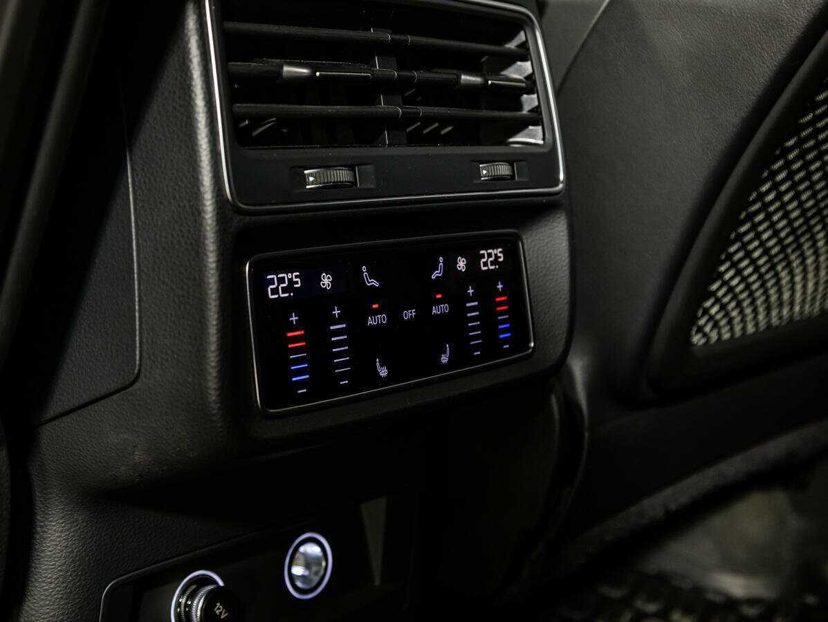 Audi Q7 45 TDI, 2020 Фото №14