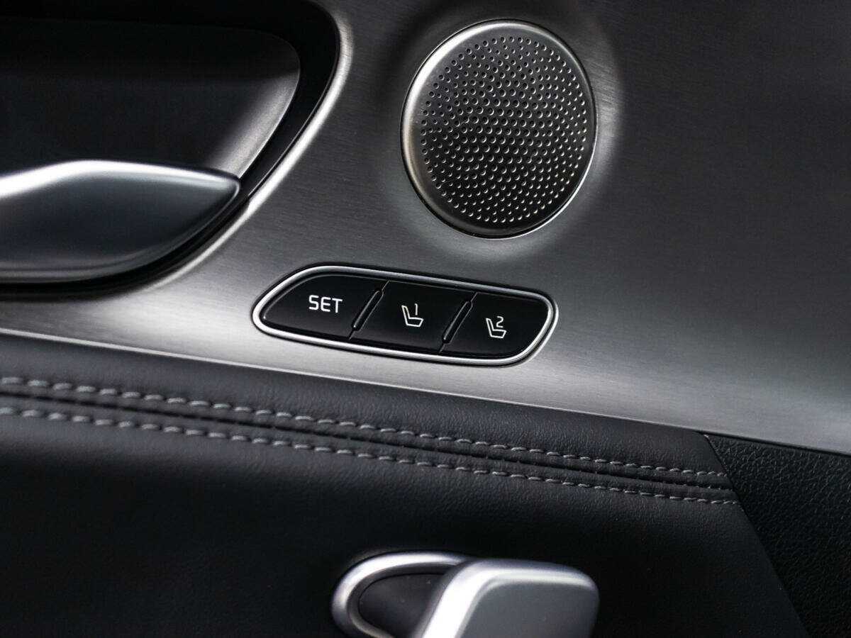 Kia Stinger, 2018 Фото №19