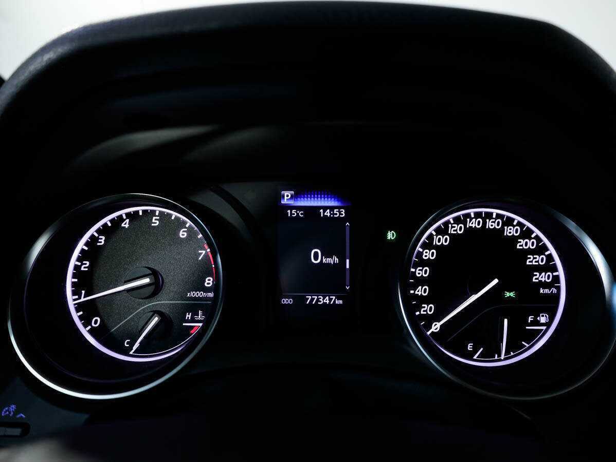 Toyota Camry, 2021 Фото №11