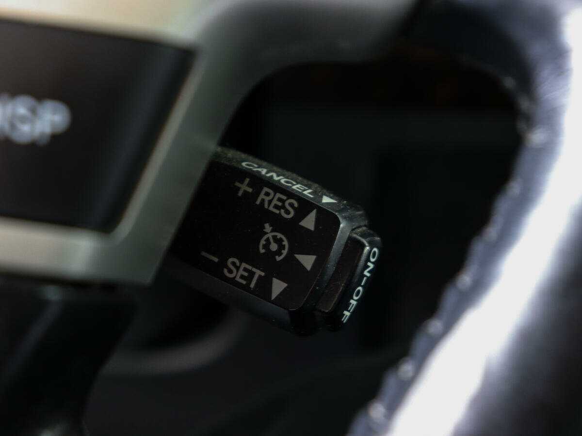 Toyota Land Cruiser, 2012 Фото №24