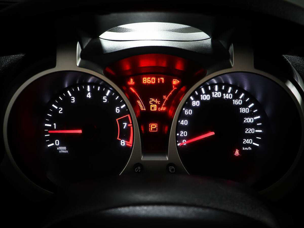 Nissan Juke, 2011 Фото №14