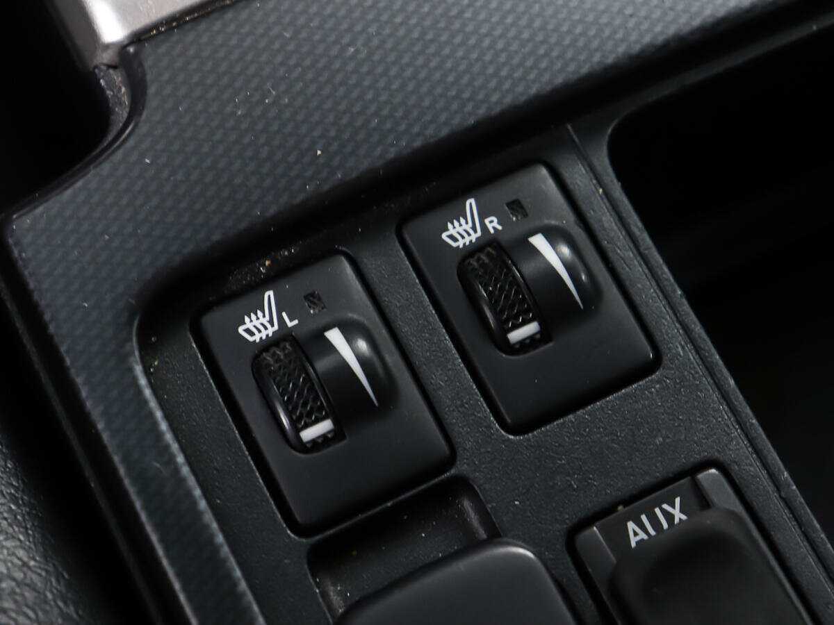 Toyota Land Cruiser Prado, 2010 Фото №20