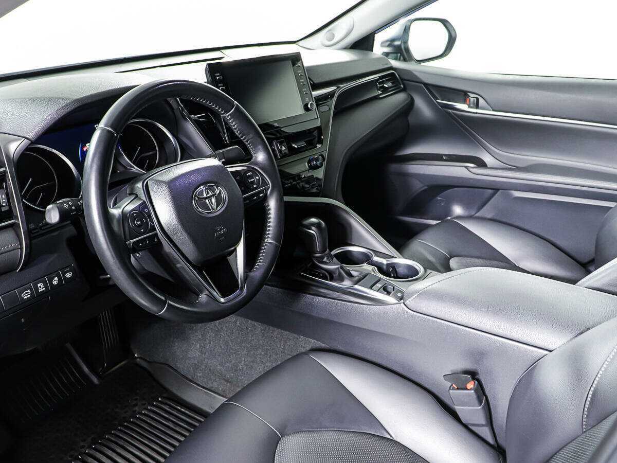 Toyota Camry, 2021 Фото №13