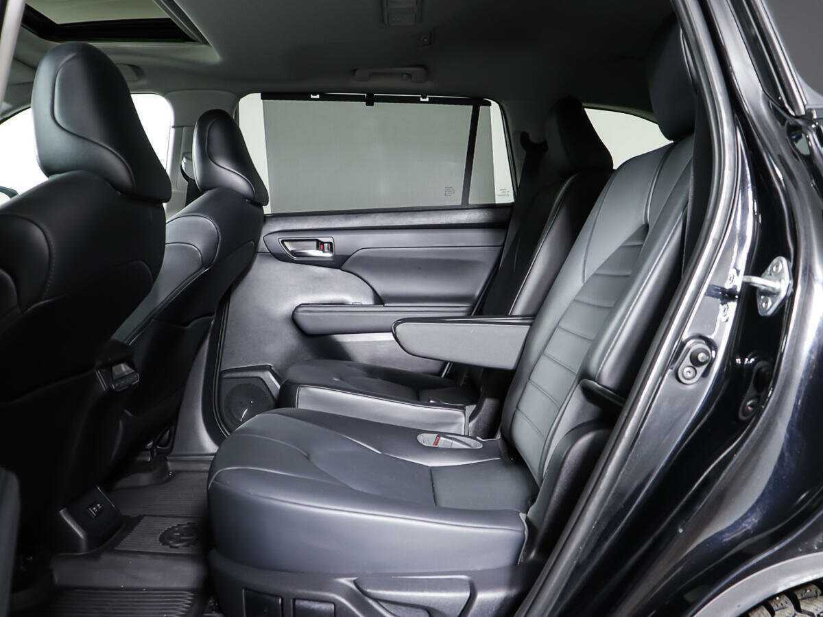 Toyota Highlander, 2021 Фото №13
