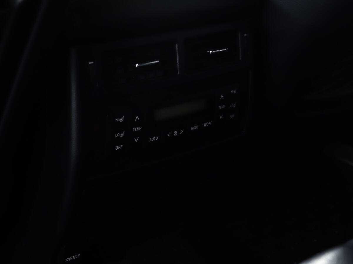 Toyota Land Cruiser, 2012 Фото №19