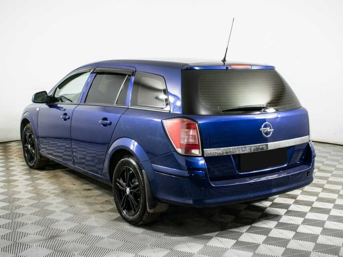 Opel Astra, 2010 - 173 790 км. | Фото №7