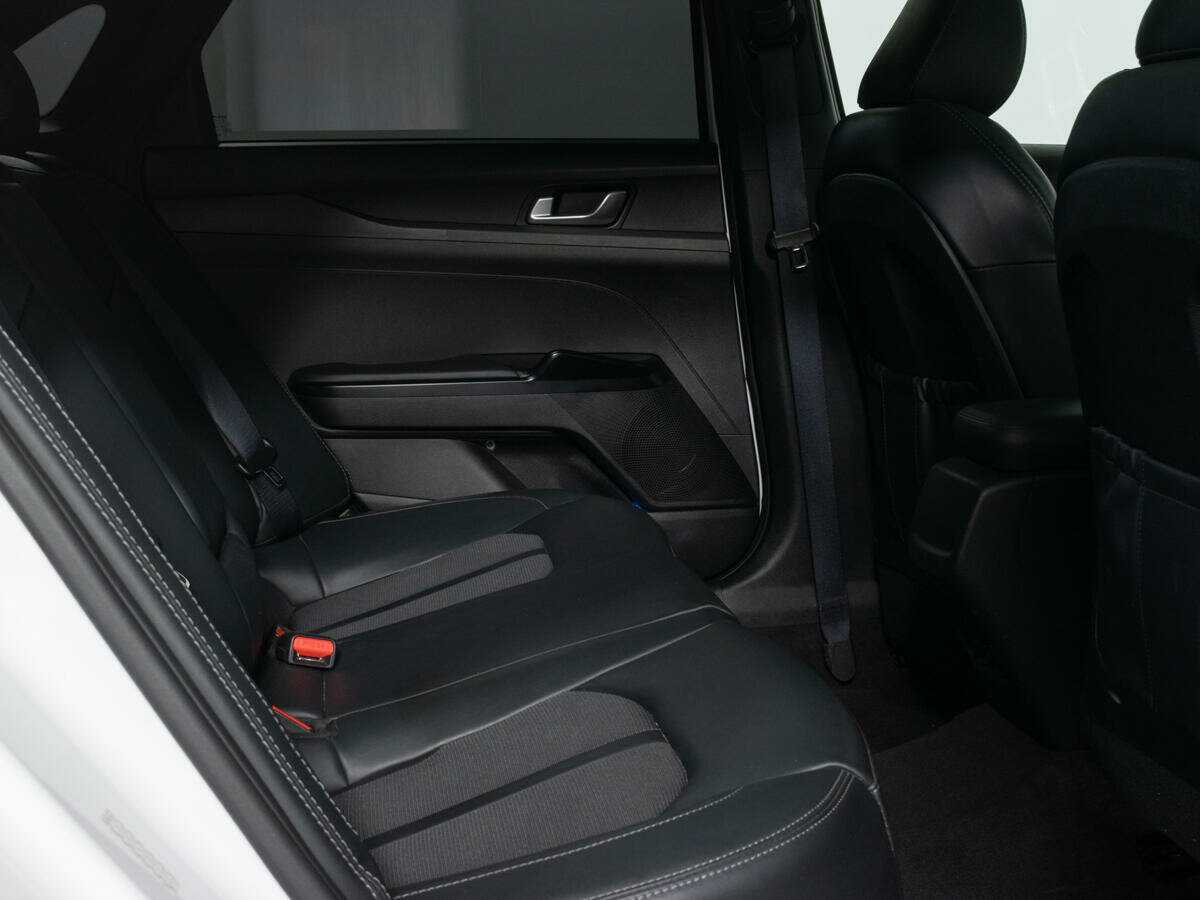 Kia K5, 2023 Фото №14