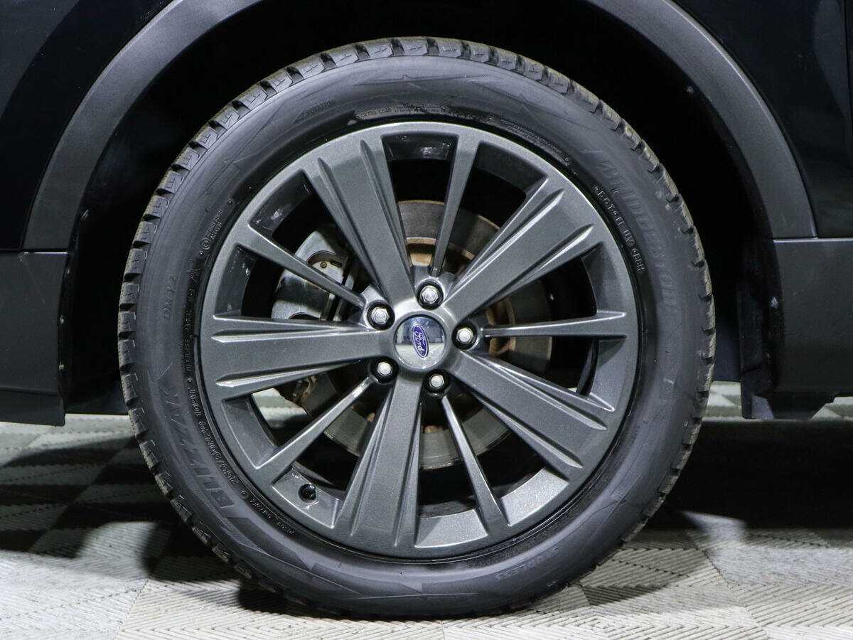 Ford Explorer, 2019 Фото №14