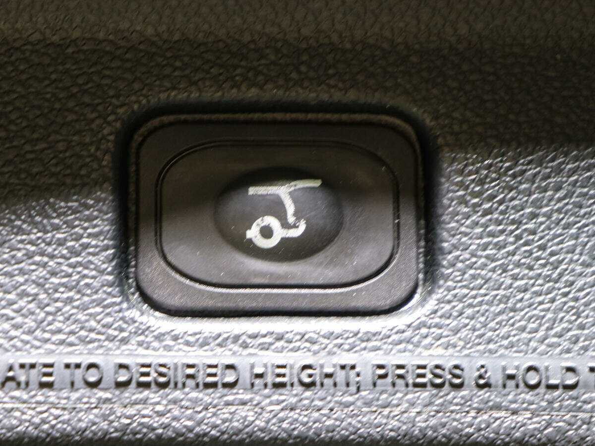 Ford Explorer, 2019 Фото №15