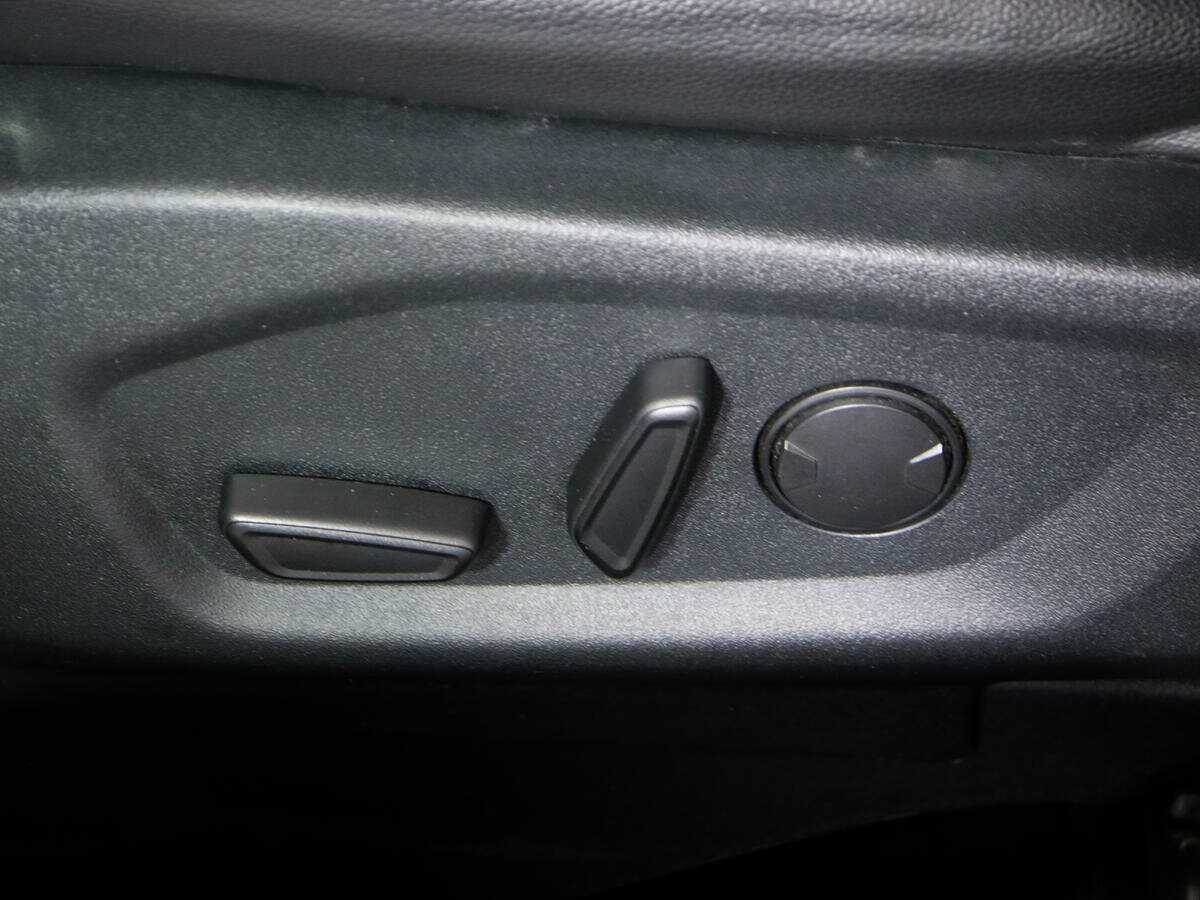 Ford Explorer, 2019 Фото №18