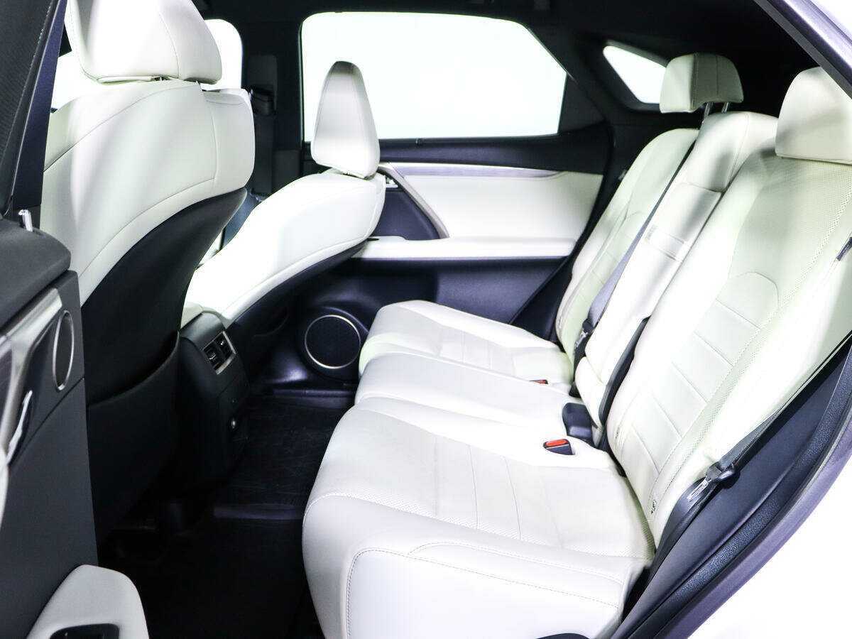 Lexus RX 200t, 2016 Фото №10