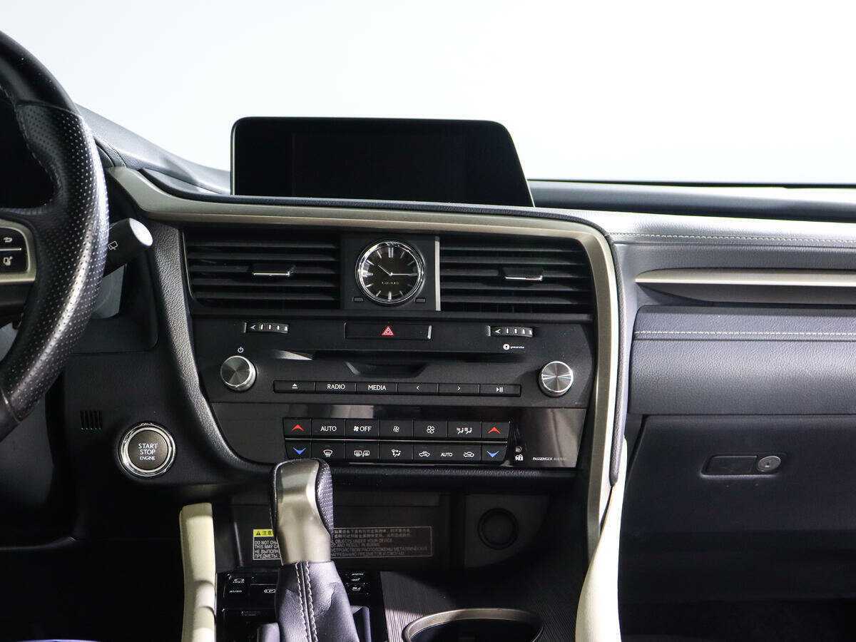 Lexus RX 200t, 2016 Фото №13