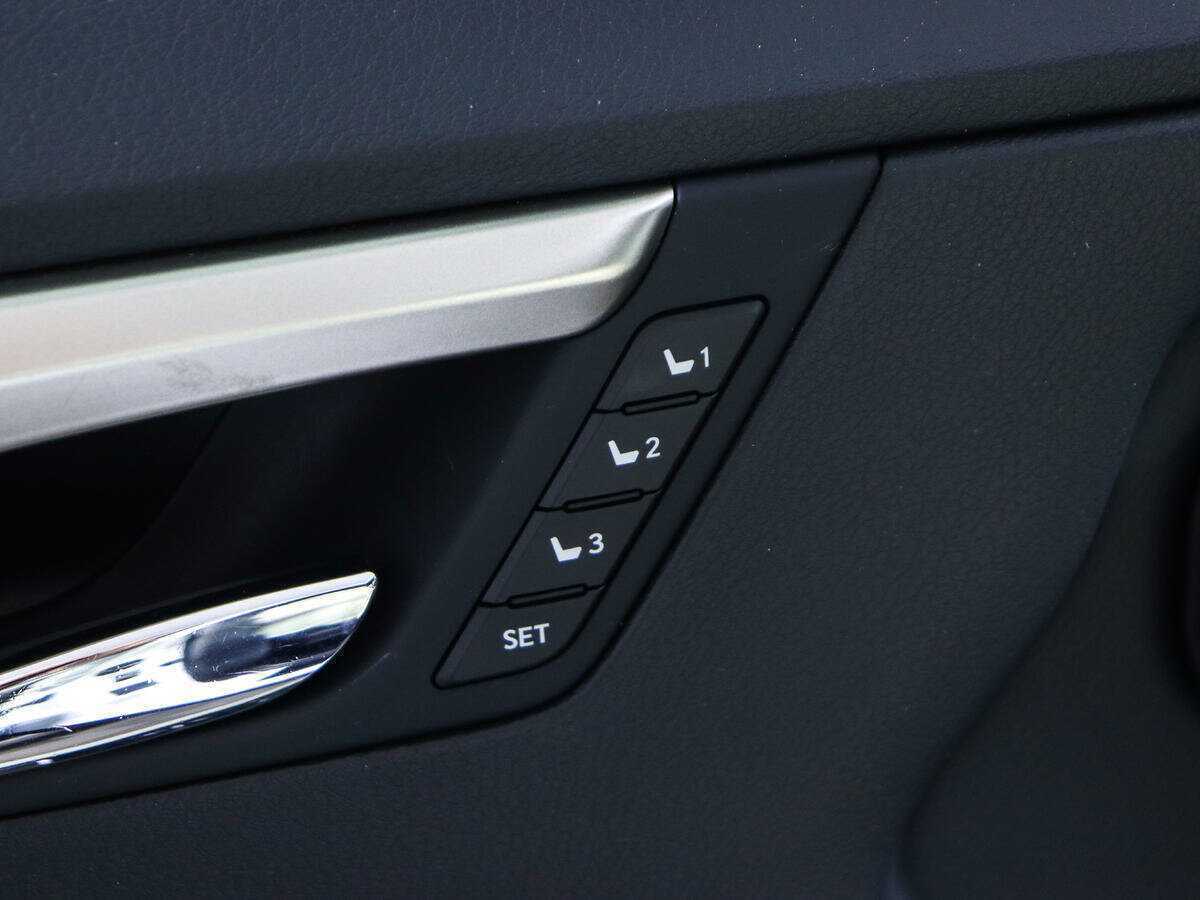 Lexus RX 200t, 2016 Фото №23