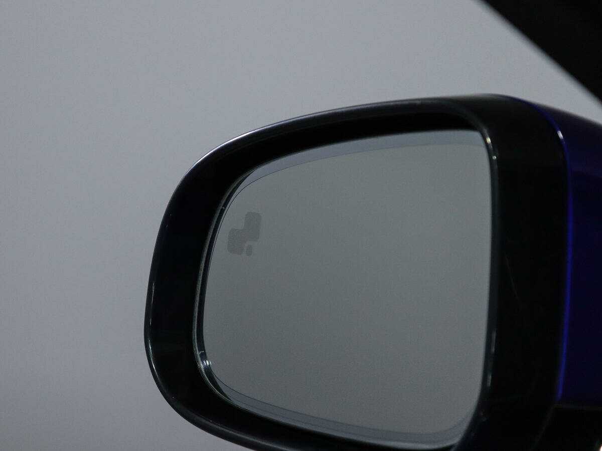 Jaguar XE, 2016 Фото №18