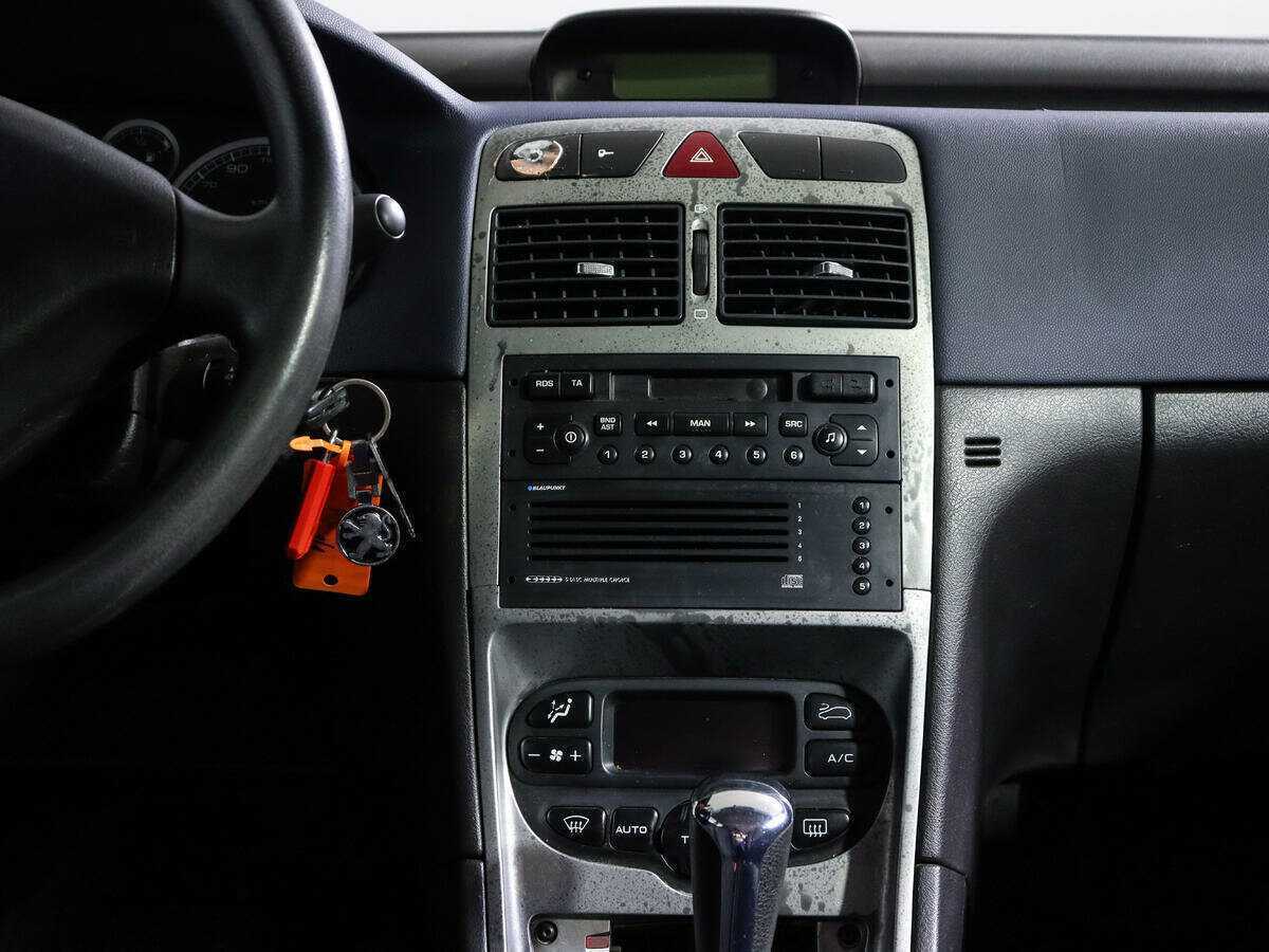 Peugeot 307, 2004 Фото №10