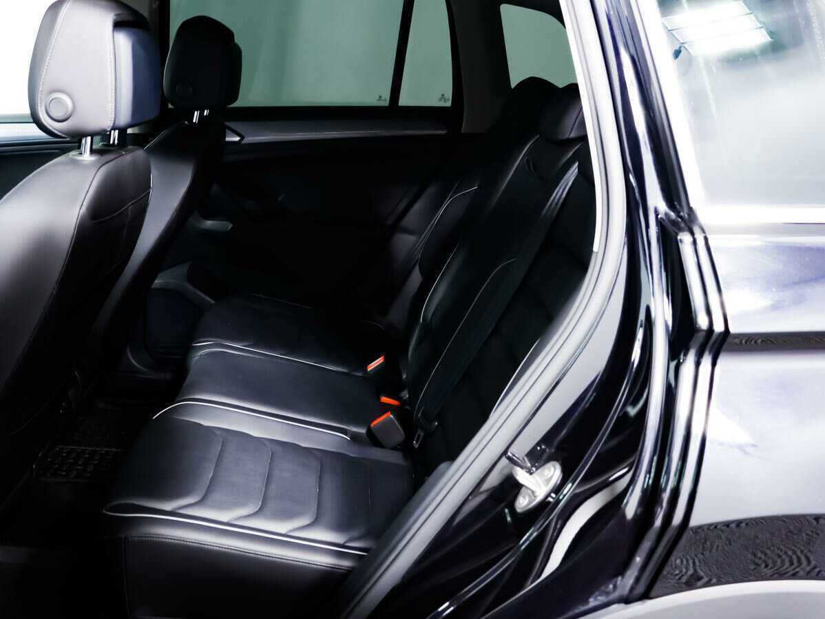 Volkswagen Tiguan, 2021 Фото №10