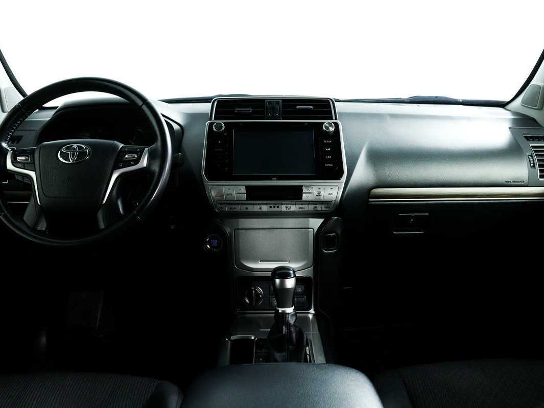 Toyota Land Cruiser Prado, 2017 Фото №11