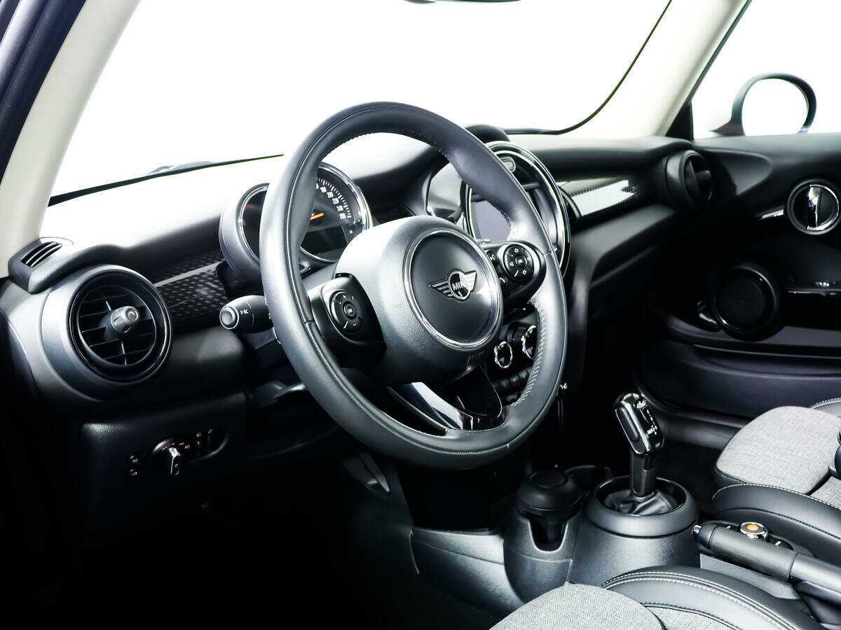 Mini Hatch Cooper S, 2019 Фото №13
