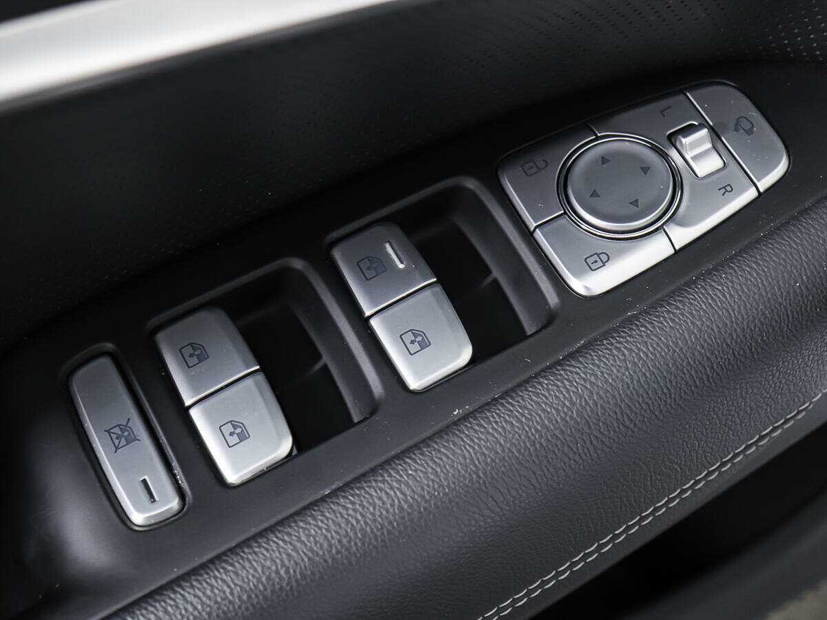 Genesis G70, 2018 Фото №17