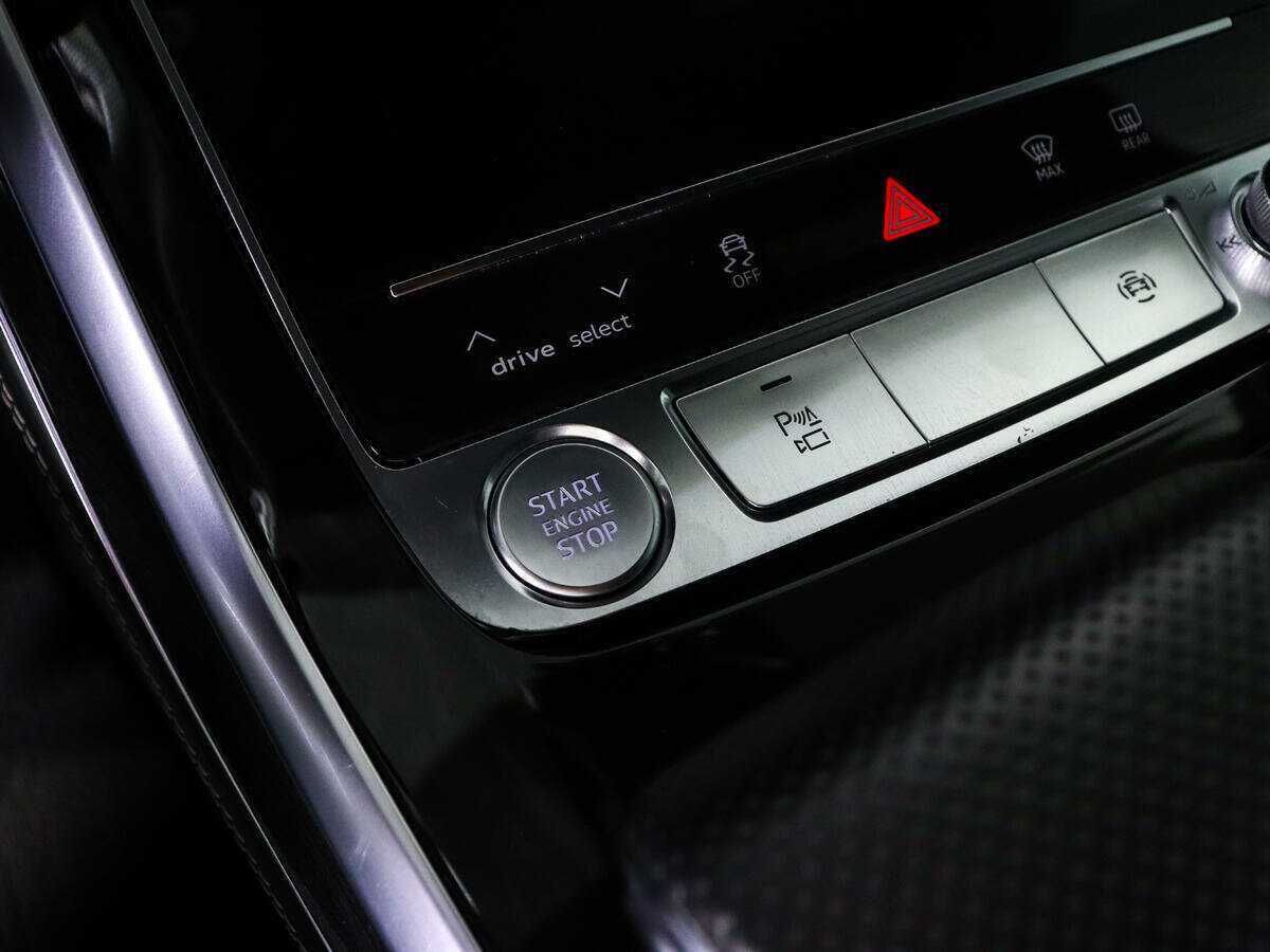 Audi Q8 55 TFSI, 2018 Фото №19