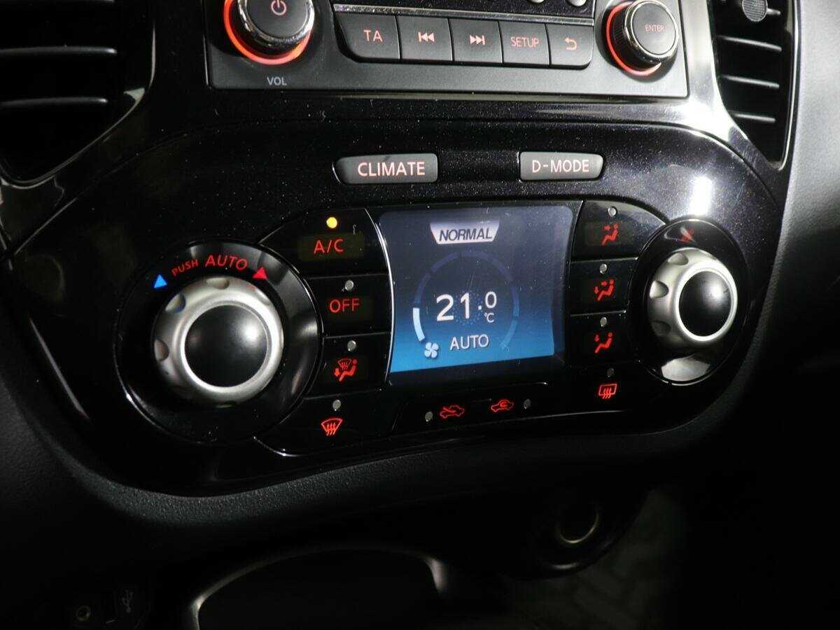 Nissan Juke, 2013 Фото №15