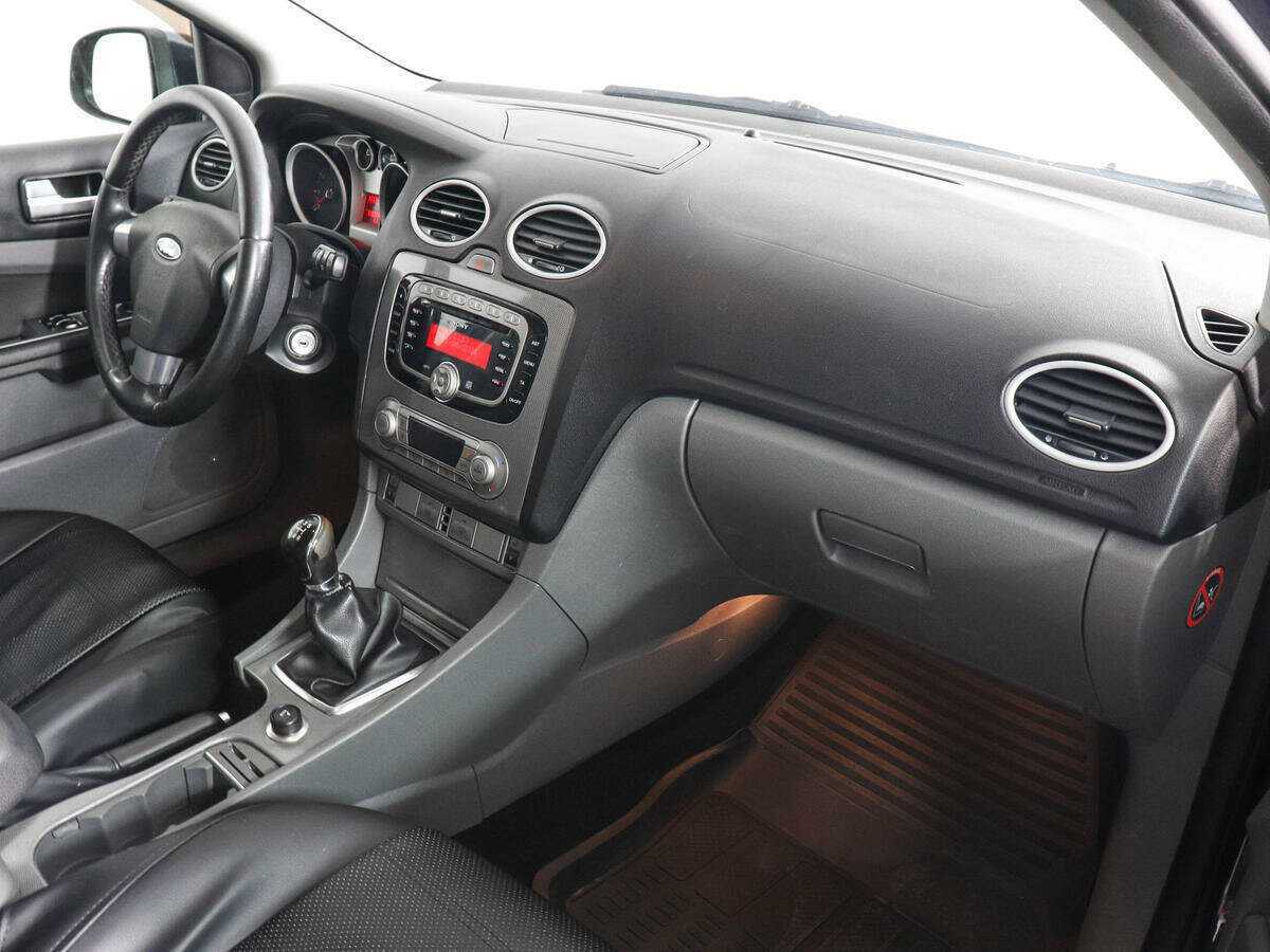 Ford Focus, 2010 Фото №6