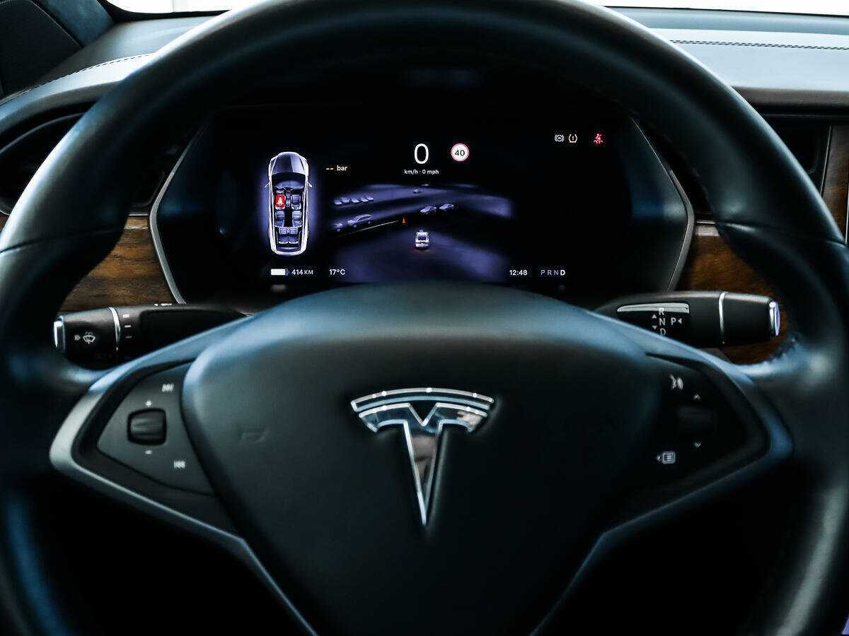 Tesla Model X Long Range Plus, 2020 Фото №24