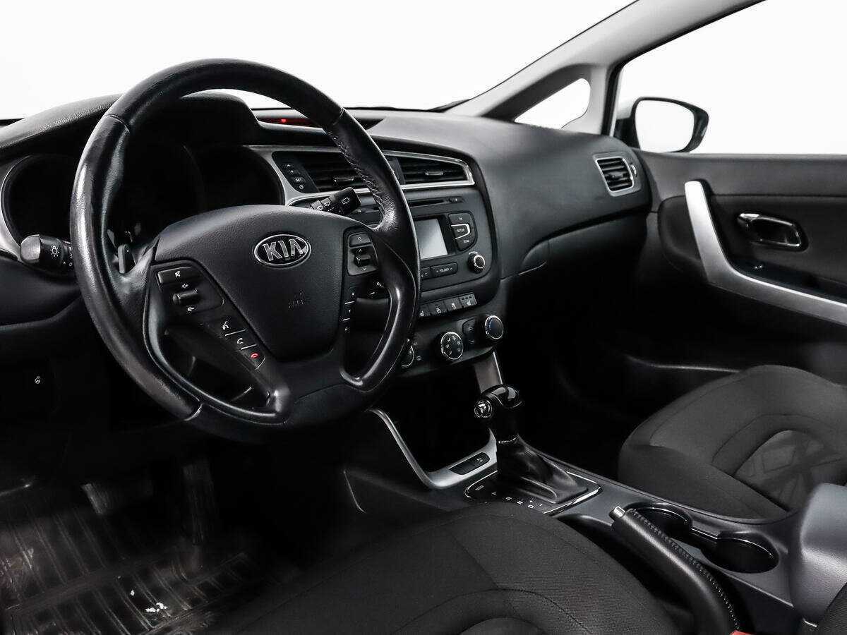 Kia Ceed, 2016 Фото №9