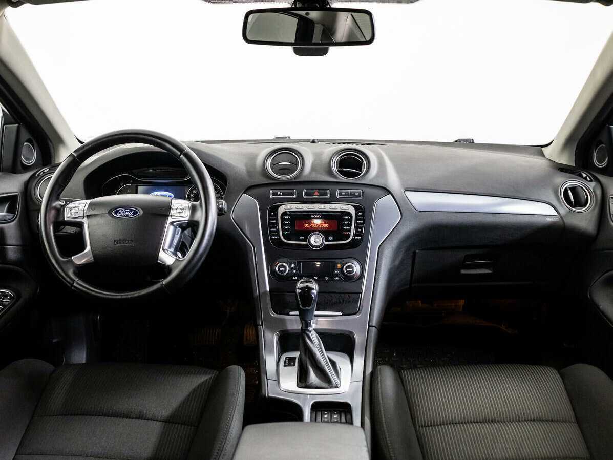Ford Mondeo, 2011 Фото №13