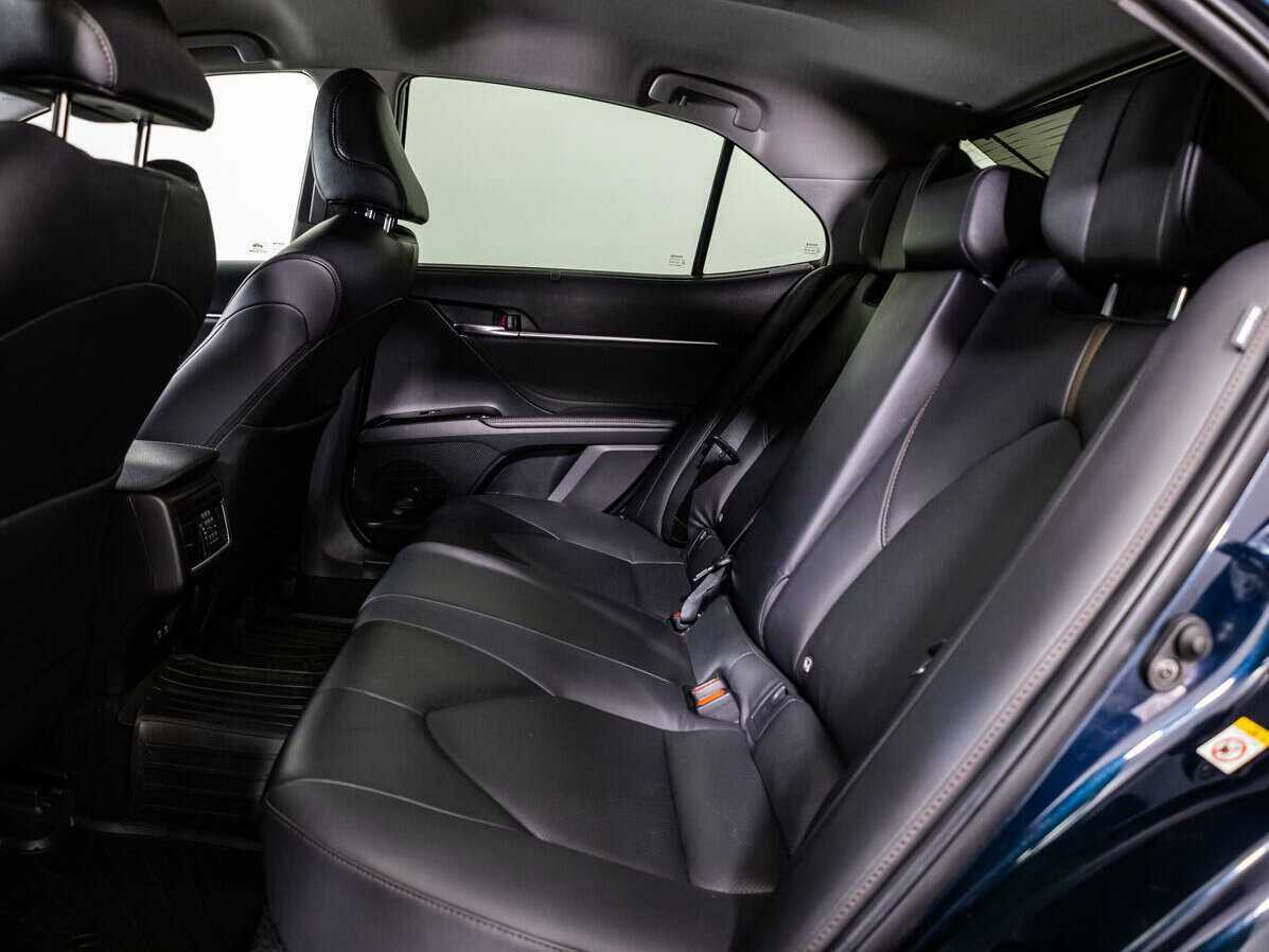 Toyota Camry, 2018 Фото №17