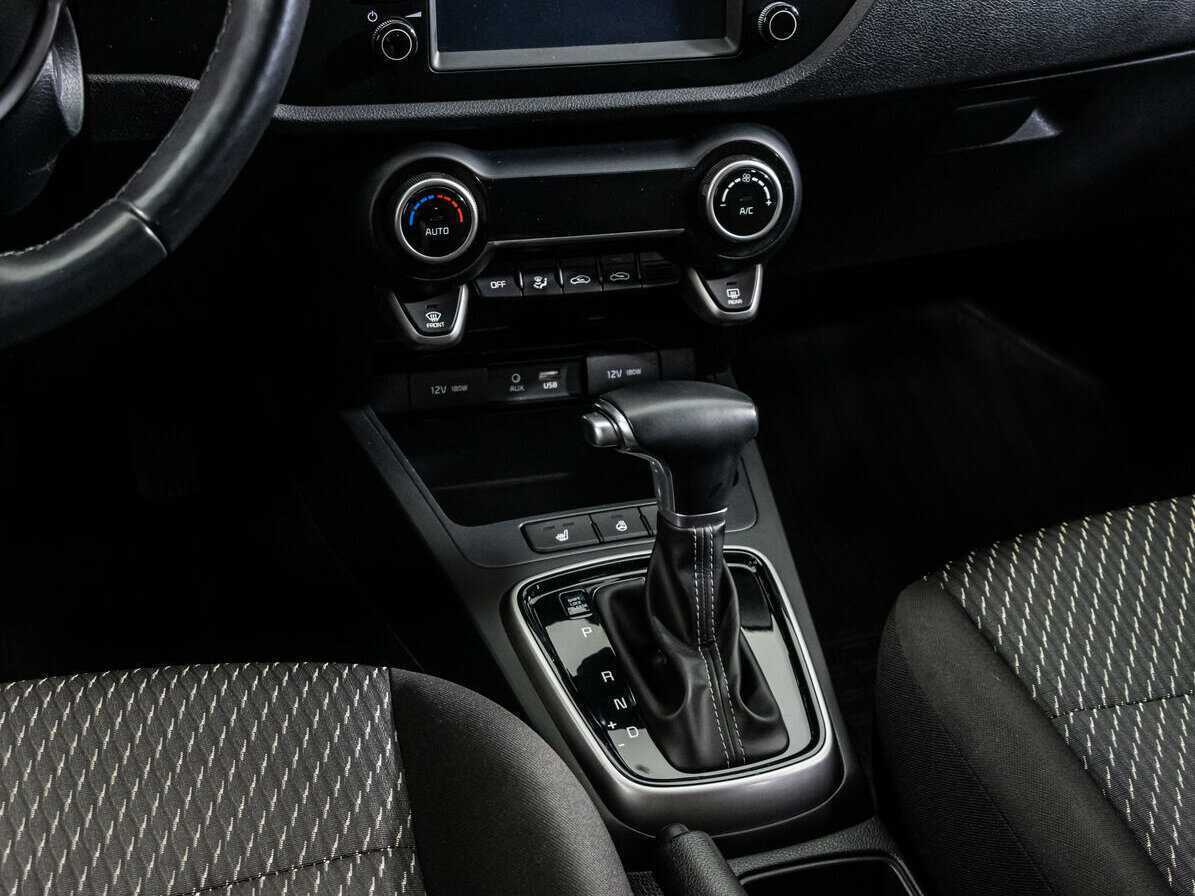 Kia Rio, 2019 Фото №14