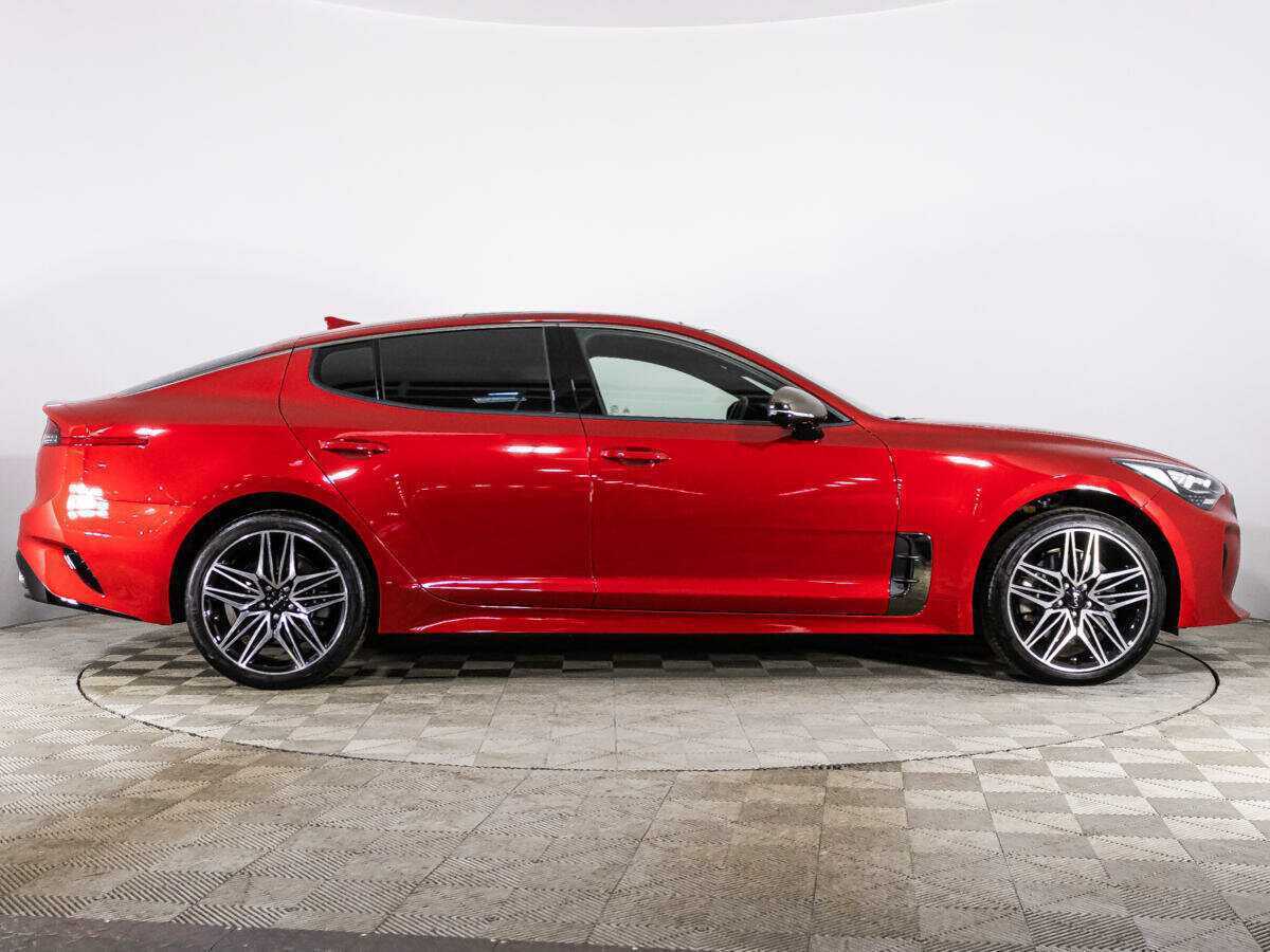 Kia Stinger, 2022 - 328 км. | Фото №4