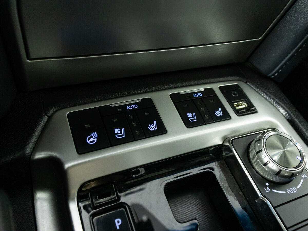 Toyota Land Cruiser, 2018 Фото №22