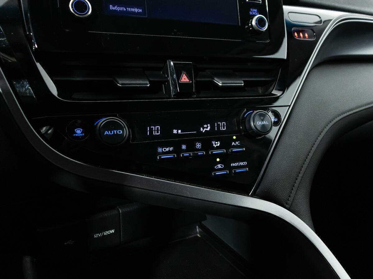 Toyota Camry, 2021 Фото №16