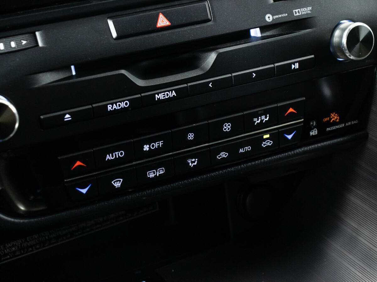 Lexus RX 200t, 2017 Фото №28